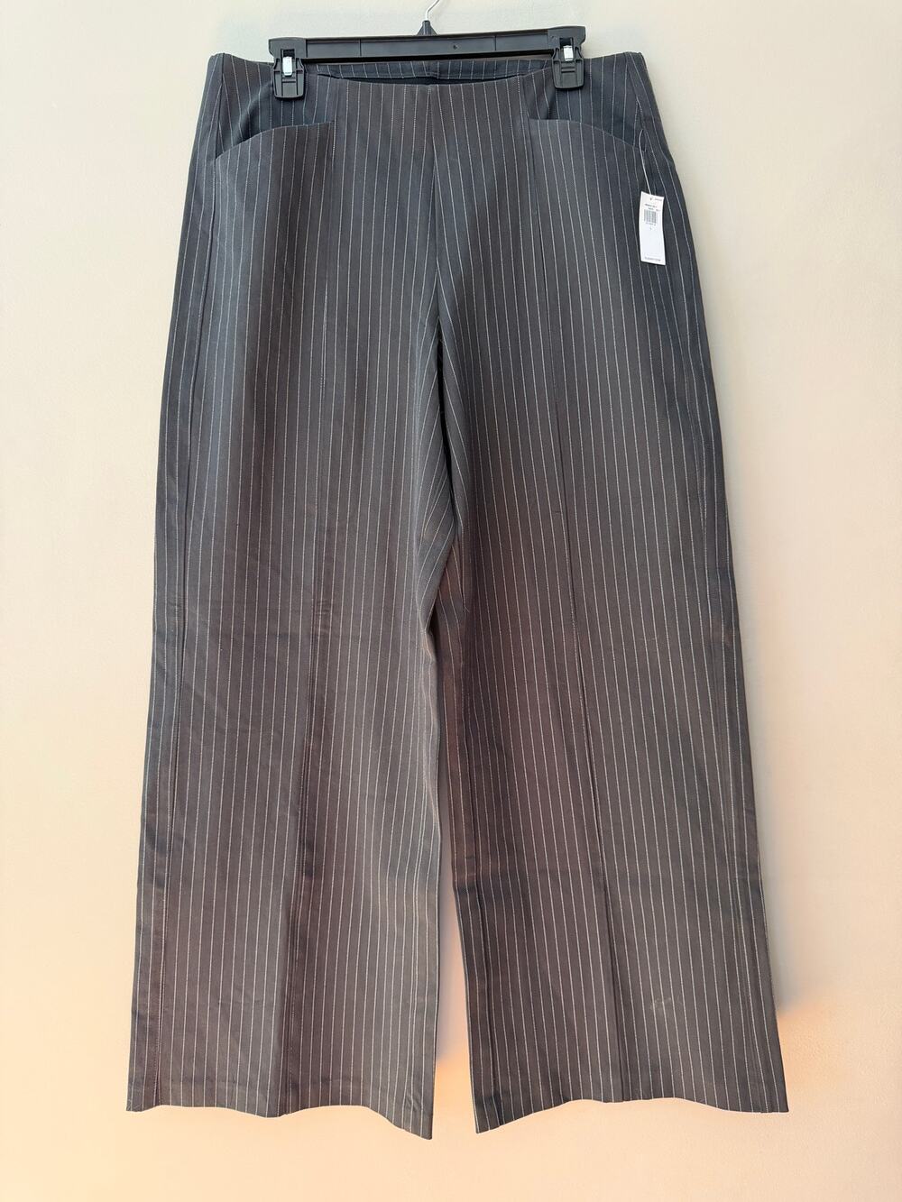 NWT Old Navy High-Rise Pixie Pull-On Wide-Leg Pinstripe Pants Gray Size L